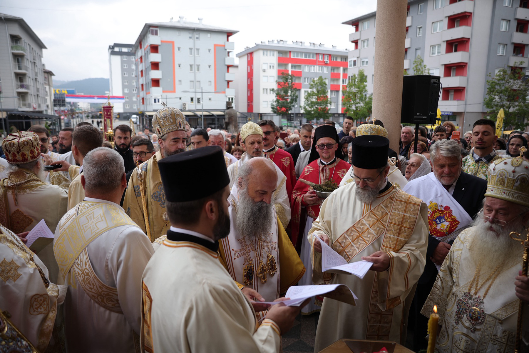 ПАТРИЈАРХ ПОРФИРИЈЕ: НАШ ПУТ ВОДИ КА СПАСЕЊУ, МИРУ И ЉУБАВИ МЕЂУ ЉУДИМА